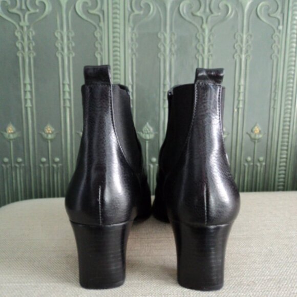 Brighton ankle boot ~ 9. NWOT - Picture 3 of 5